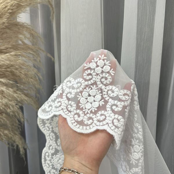 Фатинова тканина білого кольору з вишивкою знизу висота 3м (12270 beyaz) 12270 beyaz фото
