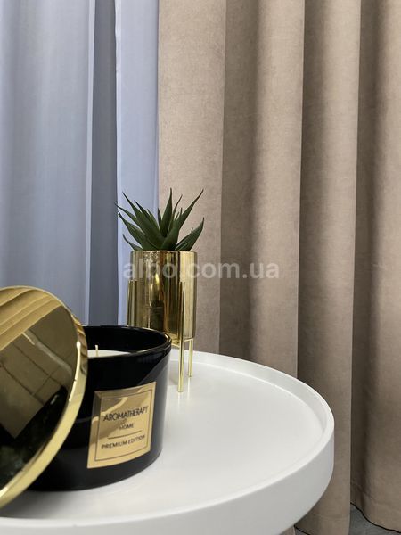 Готовые однотонные шторы микровелюр с шифоновым тюлем на люверсах бежевая в офис, кабинет, спальню, зал SHTN-Petek-95 фото